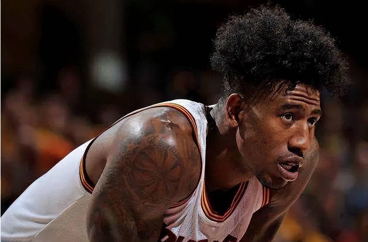 专业评选最快进步球员,香波特称赞阿门的独特之处