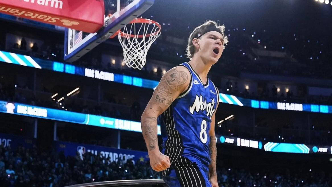 草根逆袭!NBA三届扣篮王签约步行者