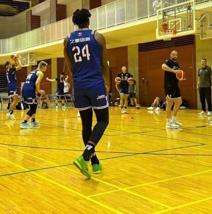 流弊!曝上海队又有重磅签约!这可是NBA盖帽王