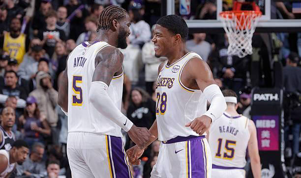 内线新援大号两双数据,湖人短板得到有效补强?