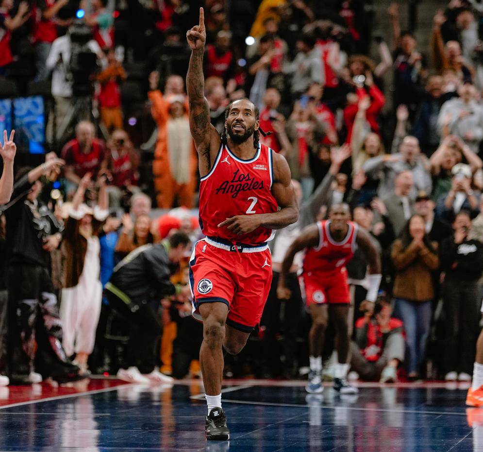 难看！小卡压哨绝杀，NBA最老球队：你们没有退路！