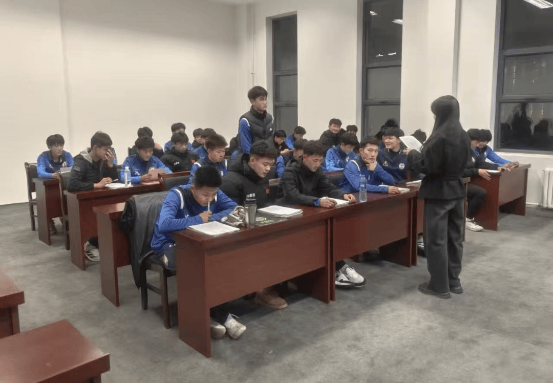 内蒙古自治区青少年“三大球”训练营落幕