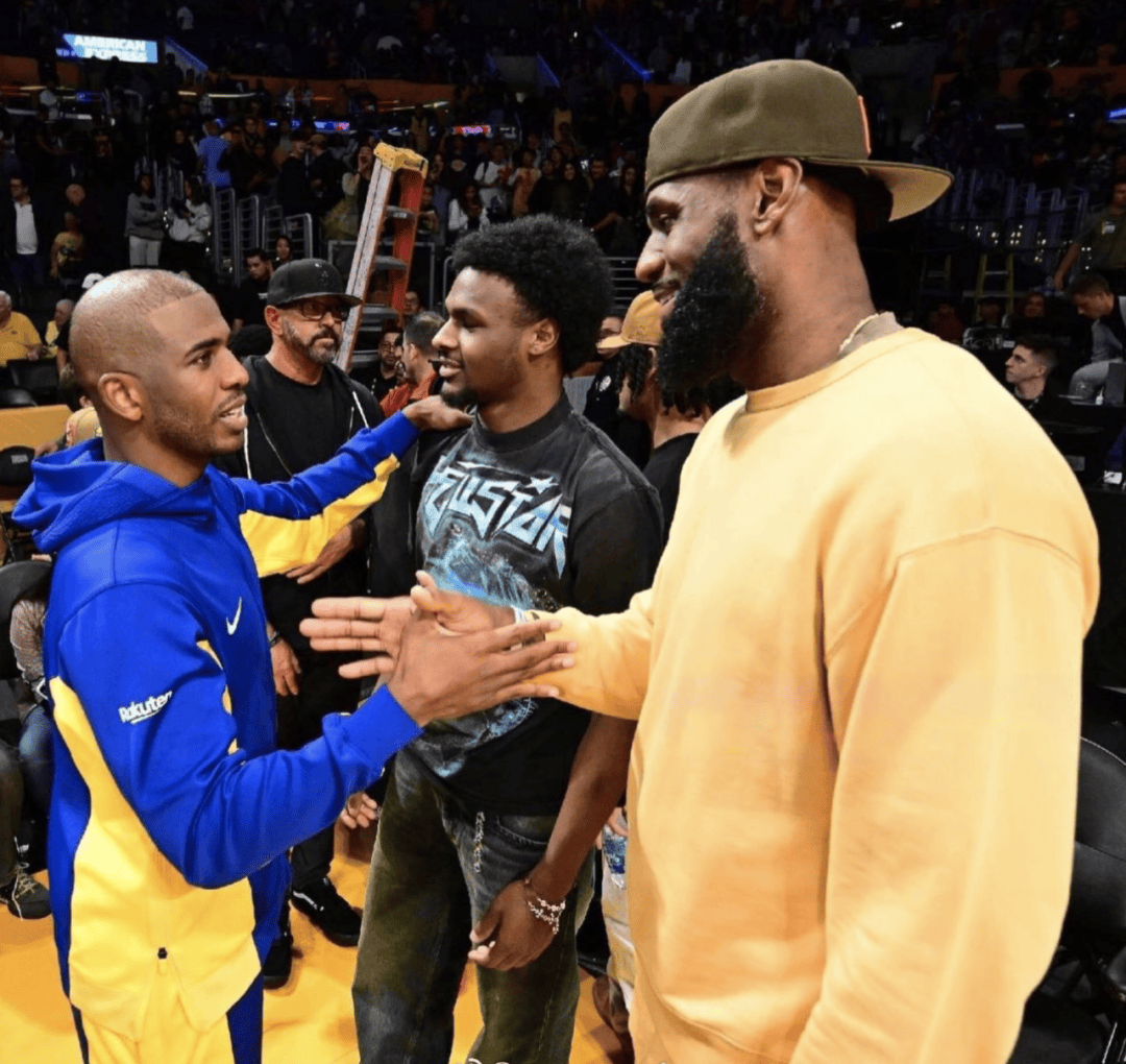 突发！东契奇离开洛杉矶！湖人接下来难打了...