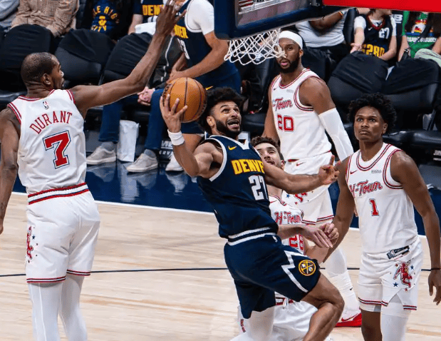 24分惨败+12分完败！约基奇伤停，卫冕冠军掘金遭三连鞭尸