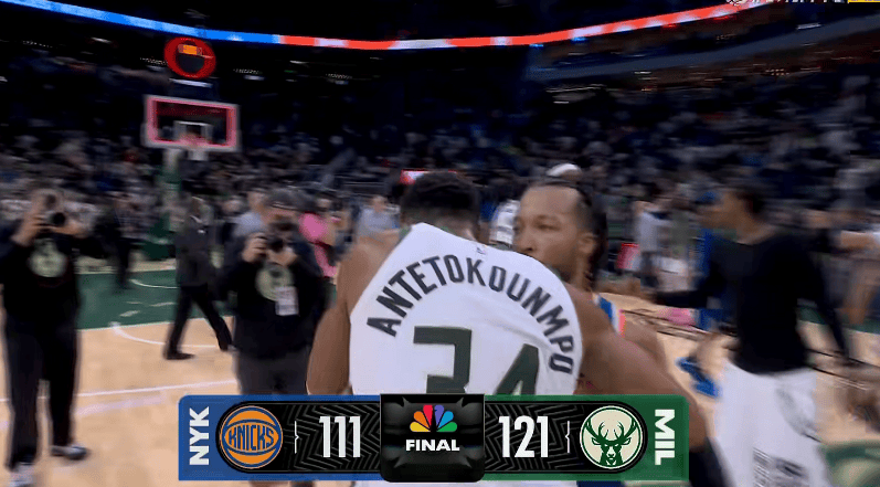 雄鹿大胜！字母哥37+8+7，赛后字母哥走过去，一把抱住布伦森